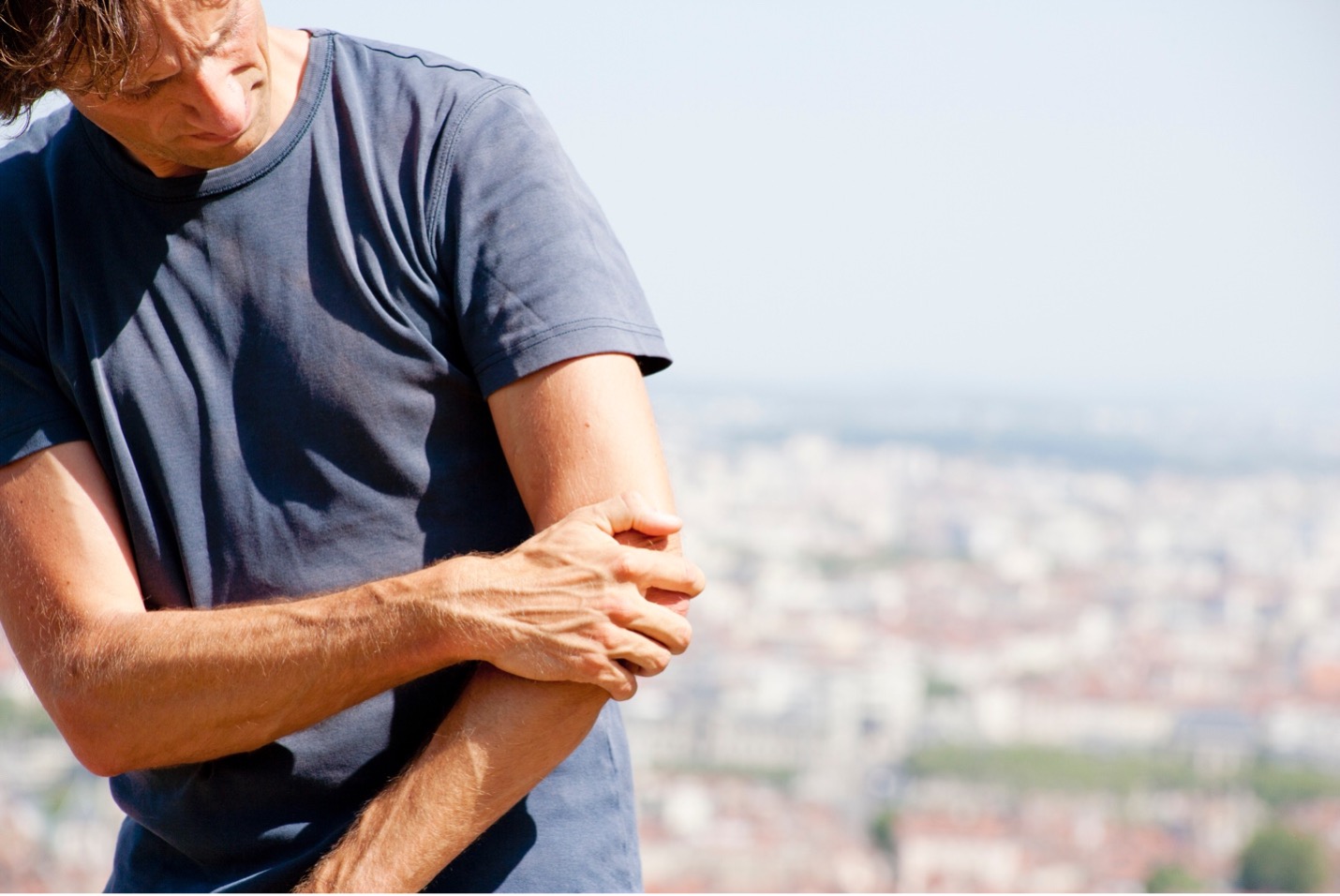 Natural Joint & Pain Management Treatments for Tennis and Golfer’s Elbow